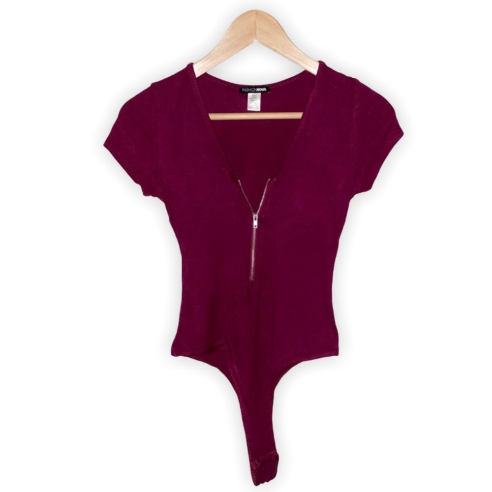 NWOT Ribbed Bodysuit